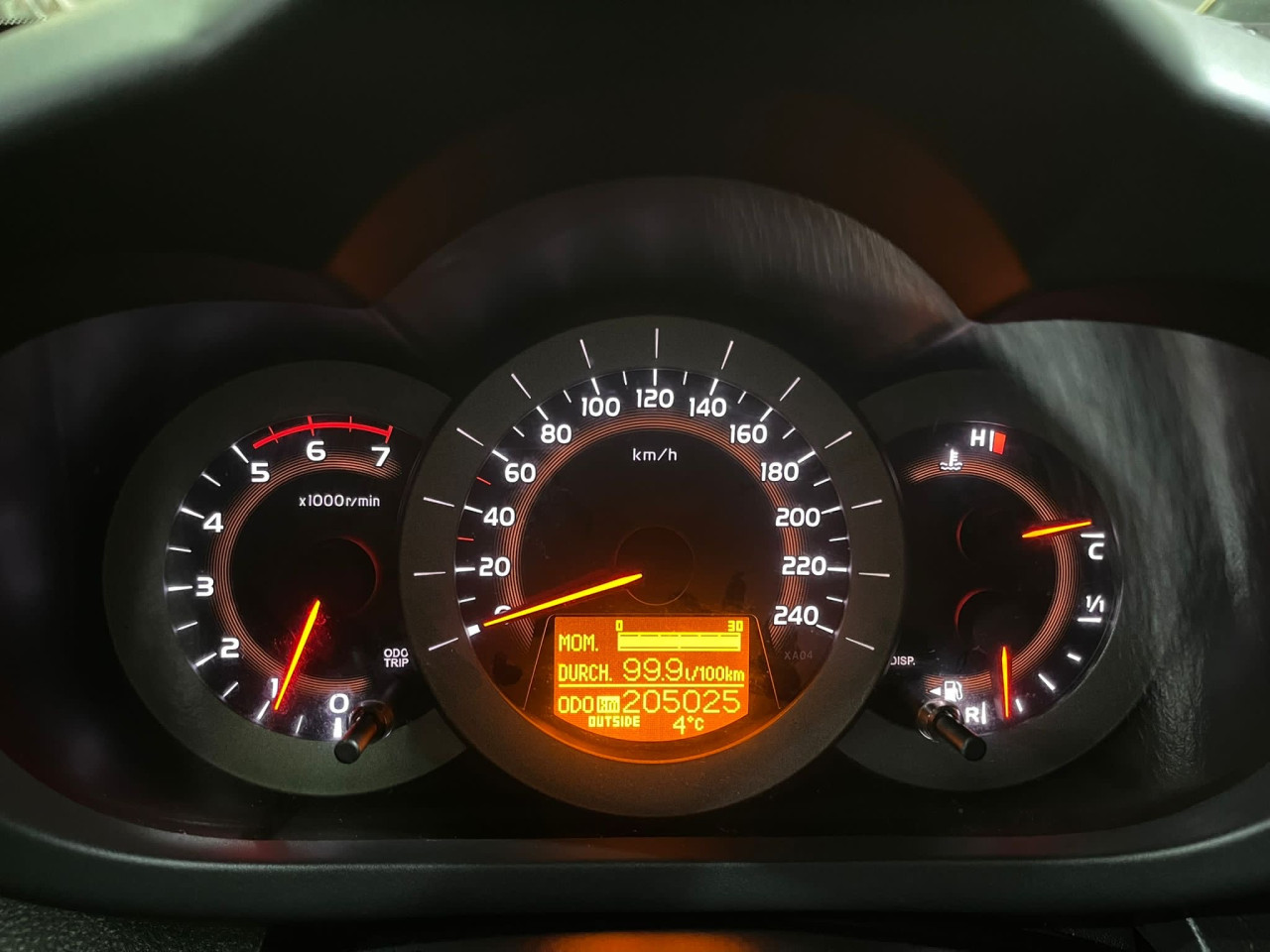 TOYOTA RAV4 D-CAT 4x4 , 2006 GOD, ALU FELGE, KLIMA
