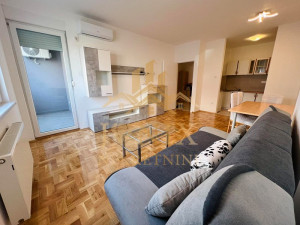 NAJAM stan i parking mjesto Budžak Banja Luka 44m2