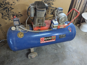 Kompresor 300l Dari