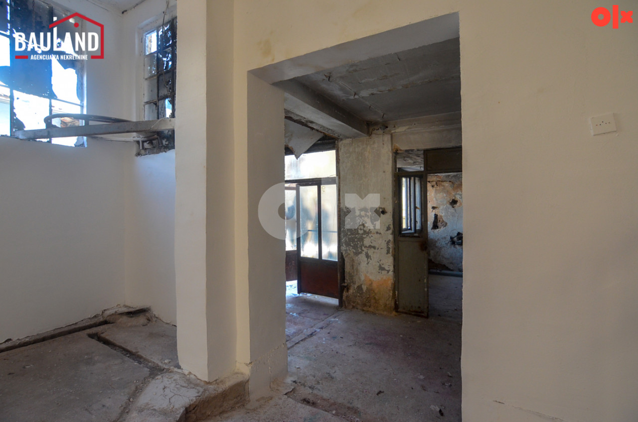 Višenamjenski poslovni prostor, Stari Grad 4