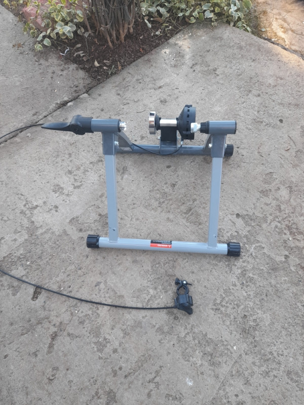 Trenazer BIKEMATE sa regulatorom opterećenja
