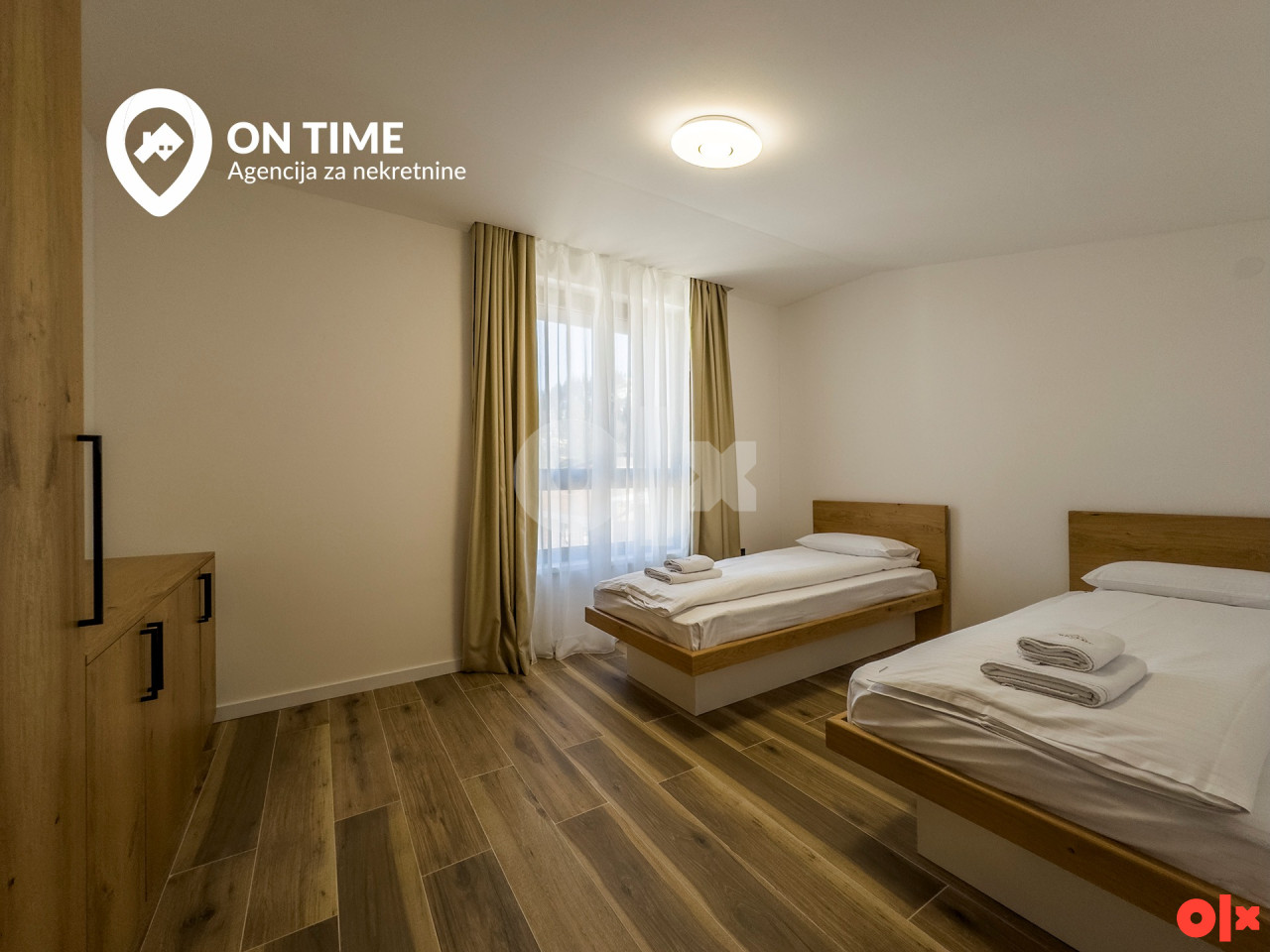 ON TIME prodaje: Apartman, četverosoban, Jahorina 6