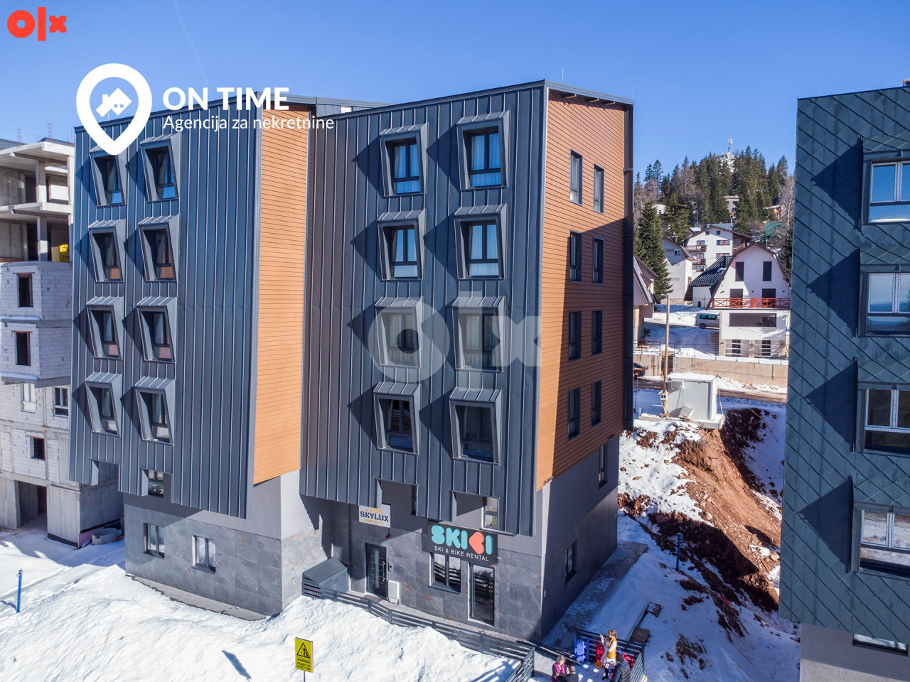 ON TIME prodaje: Apartman, četverosoban, Jahorina 11