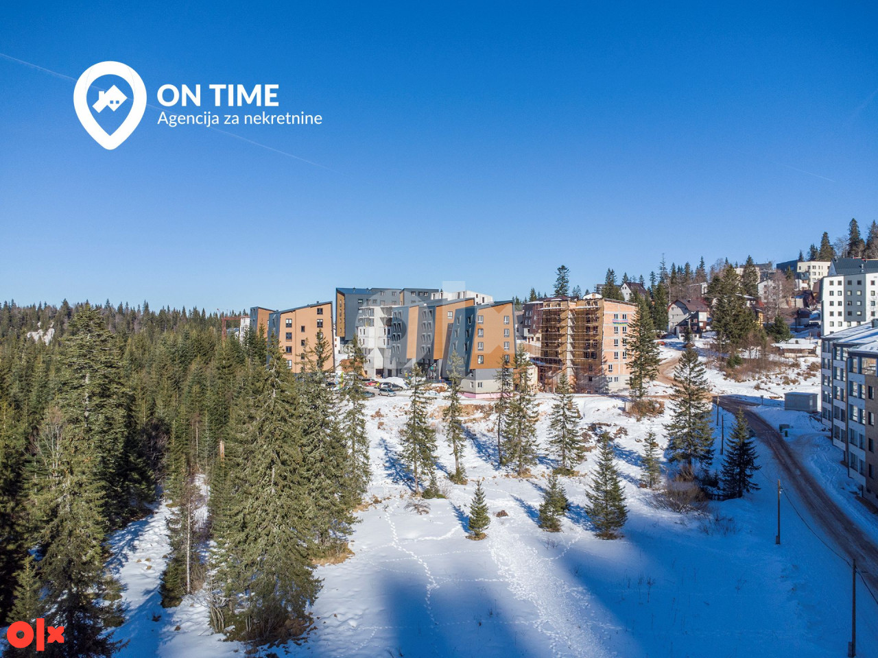 ON TIME prodaje: Apartman, četverosoban, Jahorina 14