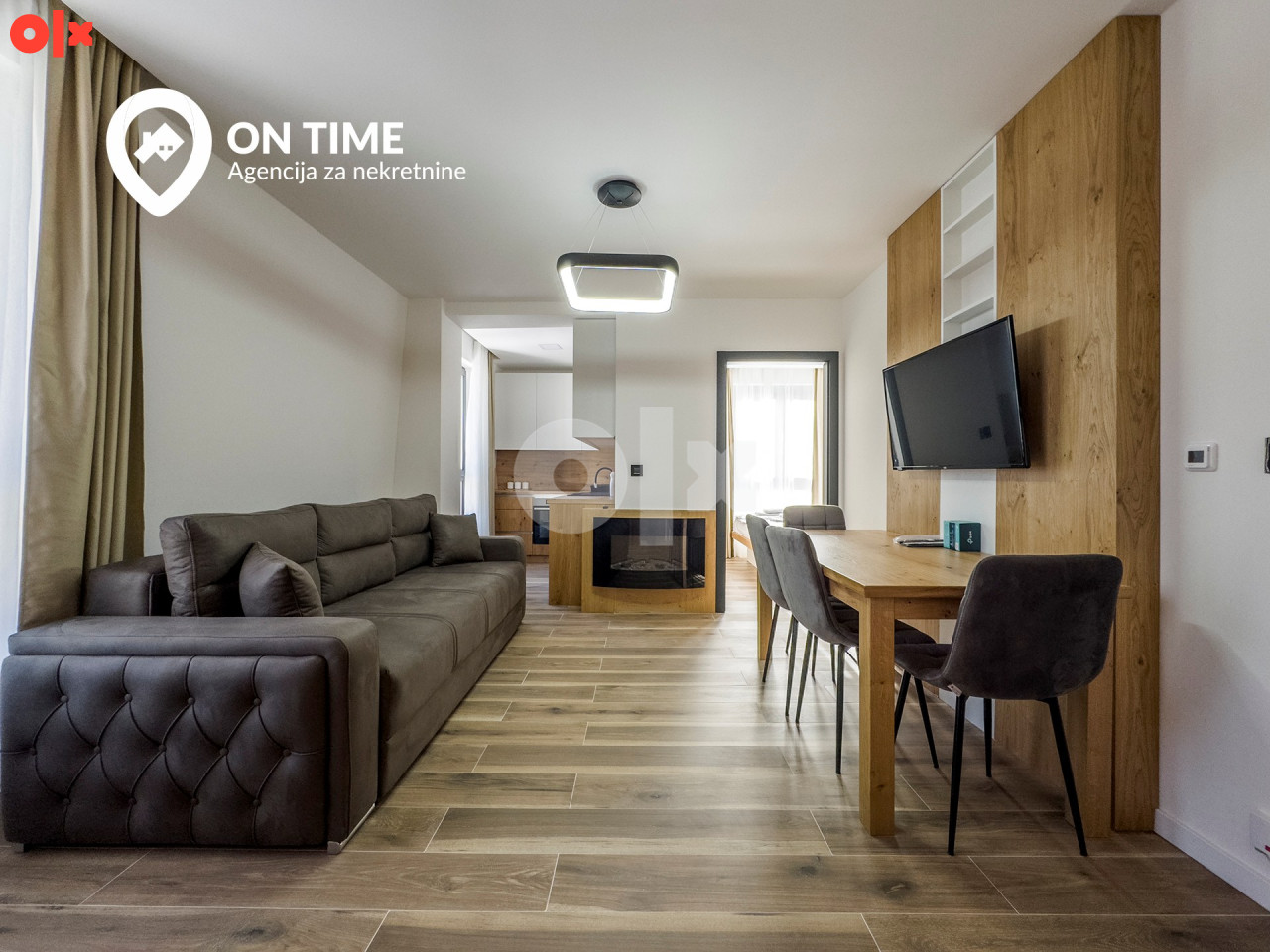 ON TIME prodaje: Apartman, četverosoban, Jahorina 17