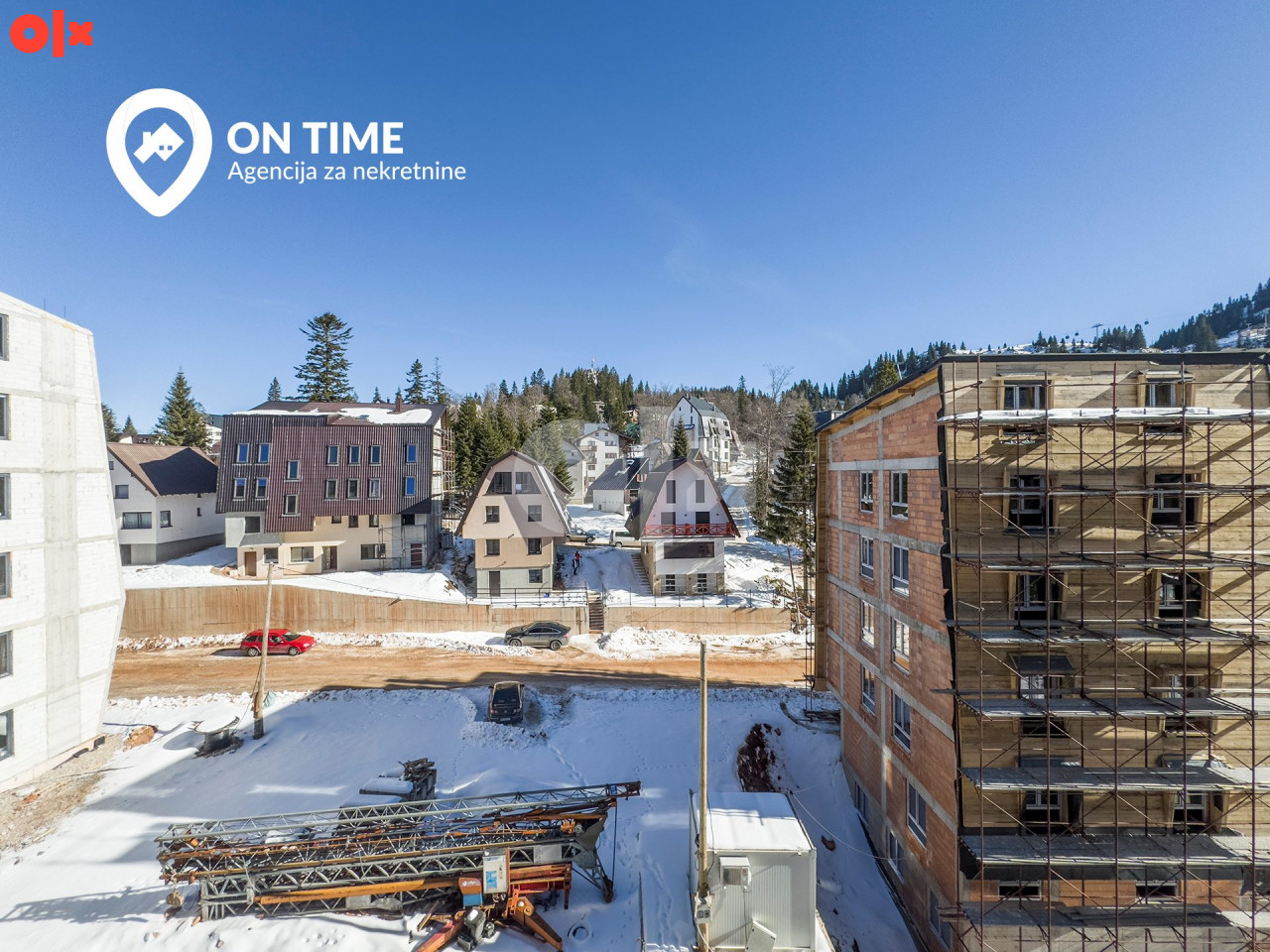 ON TIME prodaje: Apartman, četverosoban, Jahorina 21