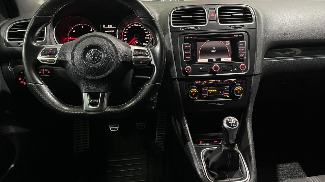 VW GOLF VI GTD 2.0 TDI, 2011 GOD, PARK PILOT, NAVI
