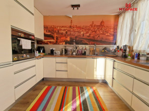 MY SPACE/ Stan/ Drvenija/ RENOVIRAN/ NAMJESTEN/ 96 m2 photo 5