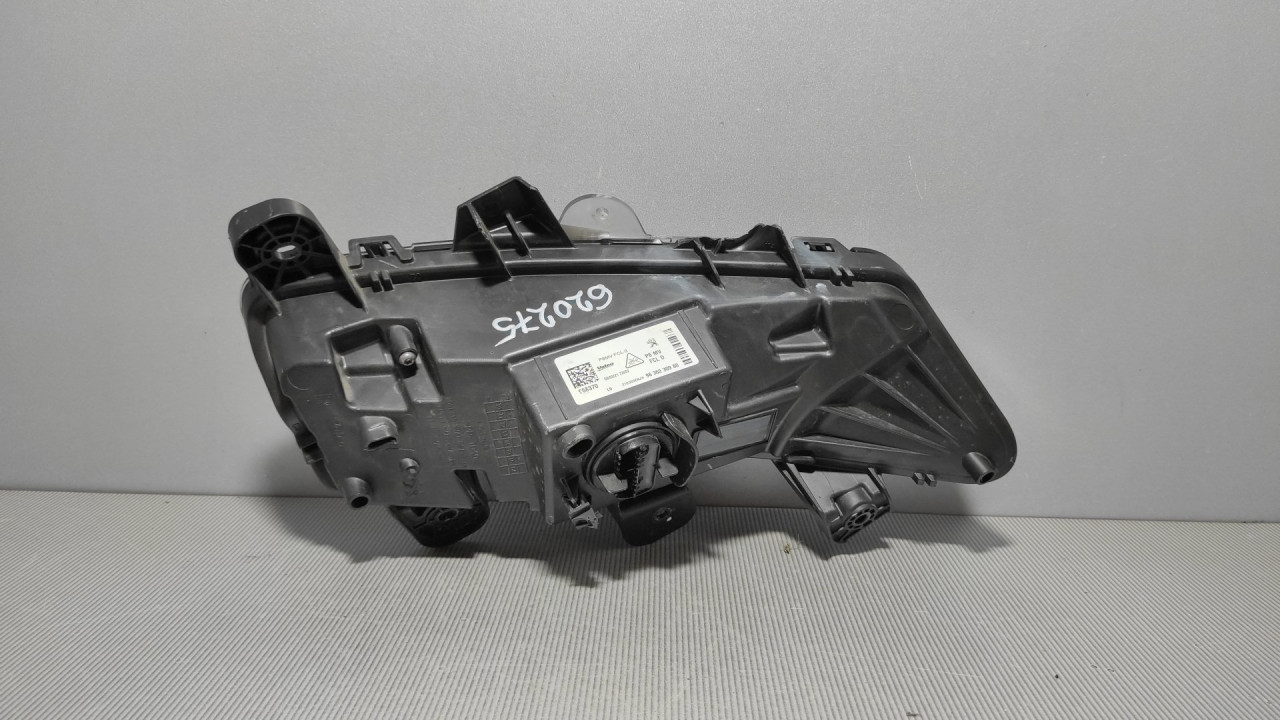 DNEVNO SVJETLO PEUGEOT 3008 > 20- 9836230980