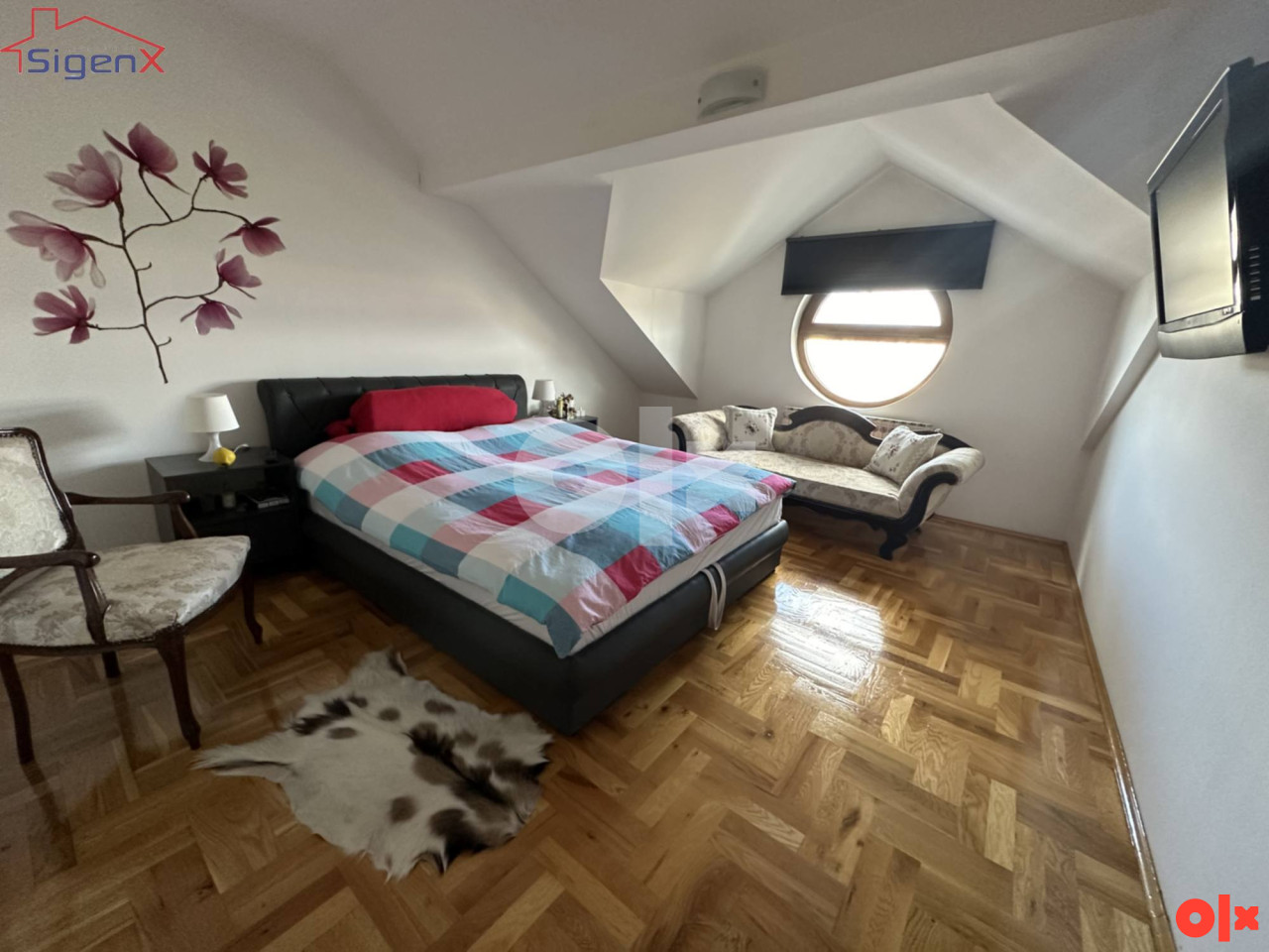 Dvoetažni petosoban stan / Skenderija / Centar 18