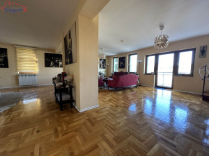 Dvoetažni petosoban stan / Skenderija / Centar photo 4