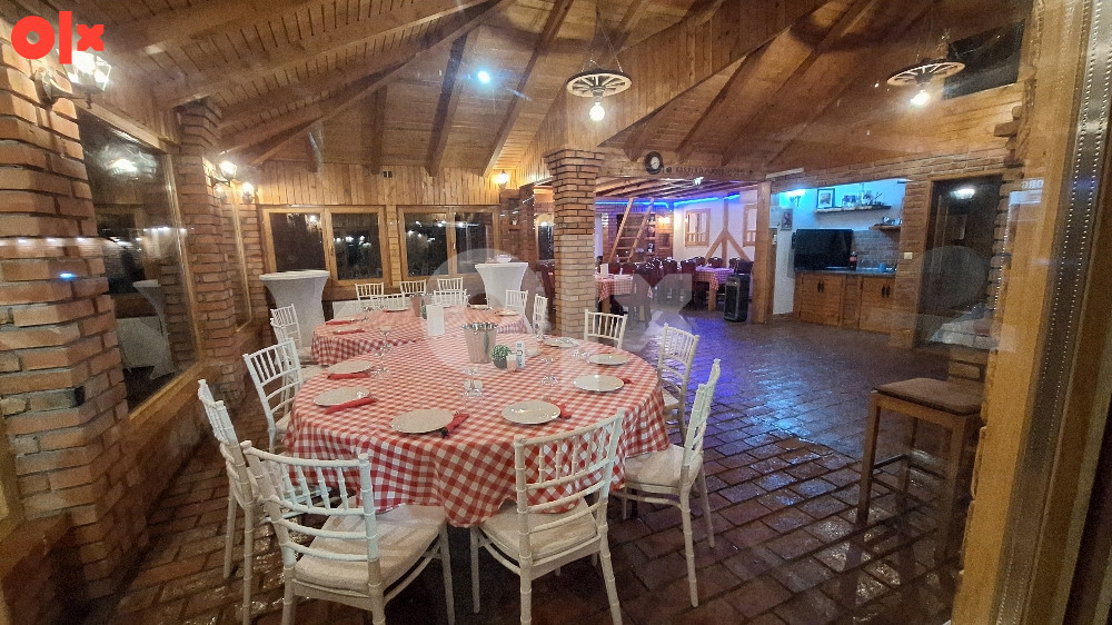 Vikendica sa bazenom Tuzla 061391640 izdajem. 10