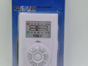 Radio FM AM KK 206 SP na baterije,prenosni džepni