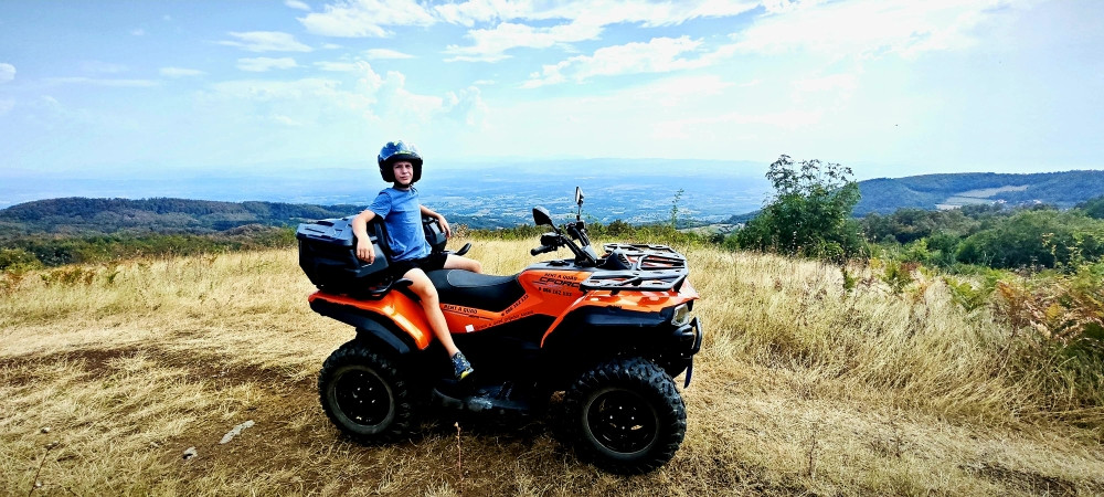 RENT A QUAD PRIJEDOR KOZARA IZNAJMLJIVANJE ATV CFMOTO  RENTA