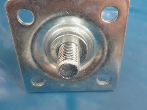 Baglama fi-16 stelujuca sa stopom