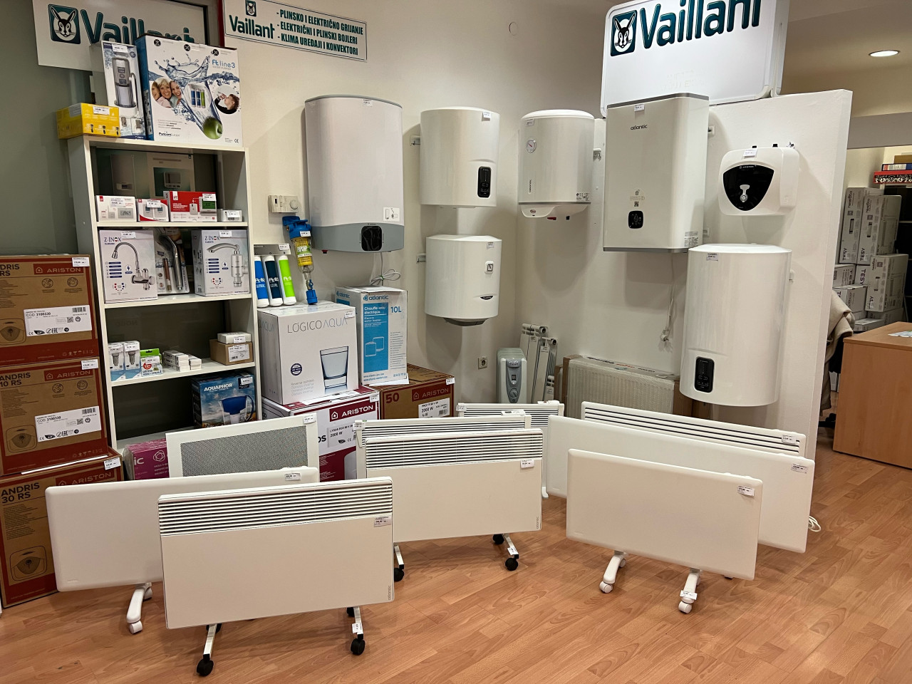 VAILLANT fasadni plinski kombinovani bojler 28kW turboTEC PRO