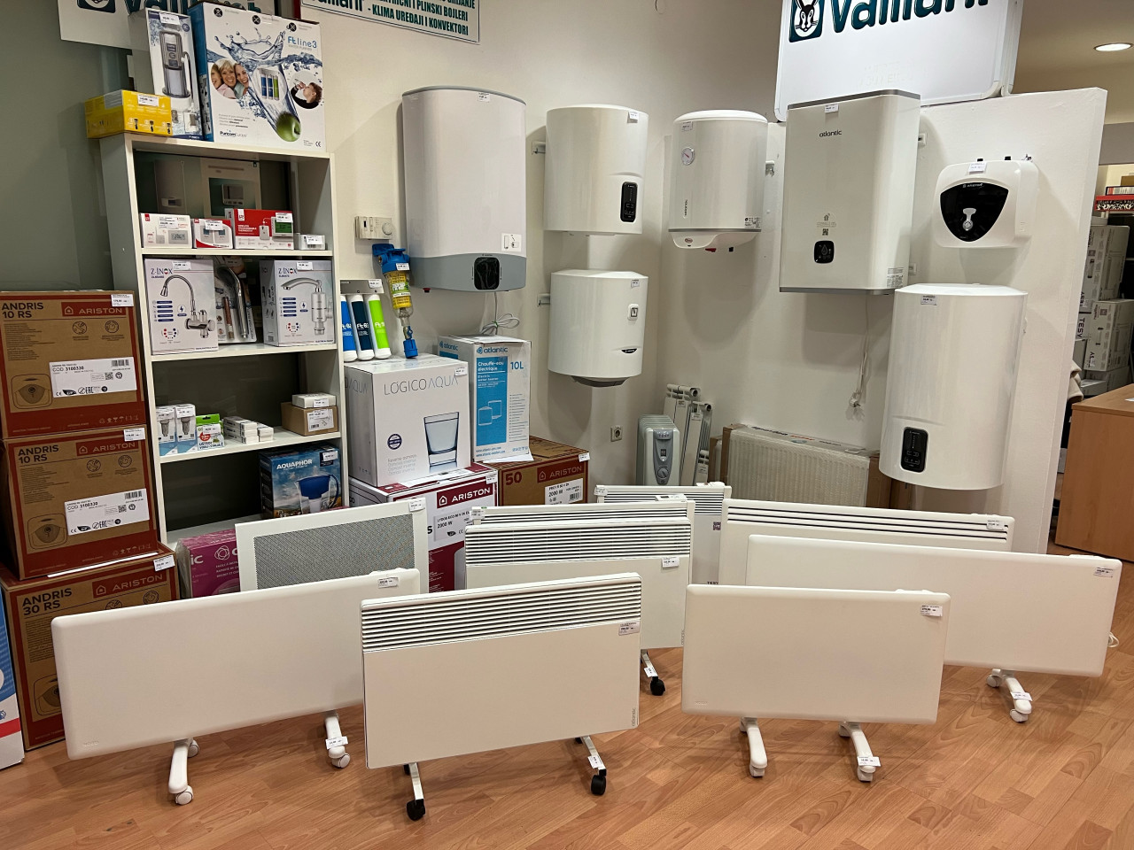Vaillant Fasadni plinski kombi bojleri 18KW + ugradnja u KS !