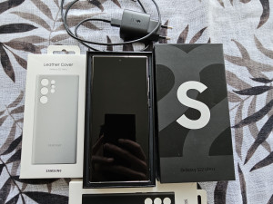 Samsung Galaxy S22 Ultra 12/256 GB TOP stanje!!