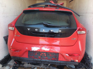 Volvo V40 2014 godina 1.6D u dijelovima