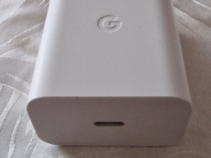 Google Pixel punjač