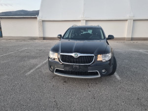 Škoda Superb Scout model 2013 DSG 2.0 103kw 171000km