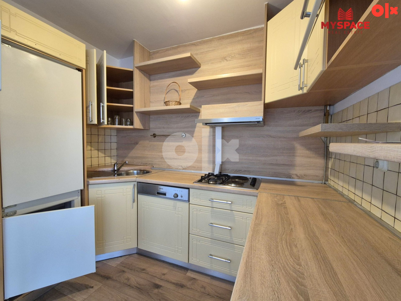 MY SPACE/ Stan/ Stari Grad/ Logavina/ RENOVIRAN/ 81m2 7