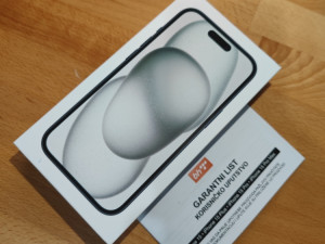 Apple iPhone 15 128GB - Black - 2 god garancija