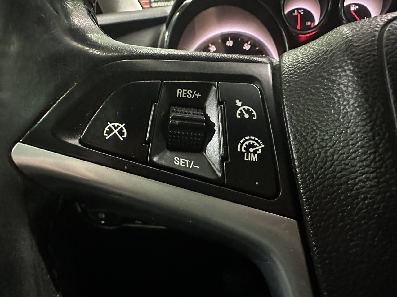 OPEL ASTRA J 1.6i, 2016 GODINA , 1 VLASNIK, REGISTROVAN