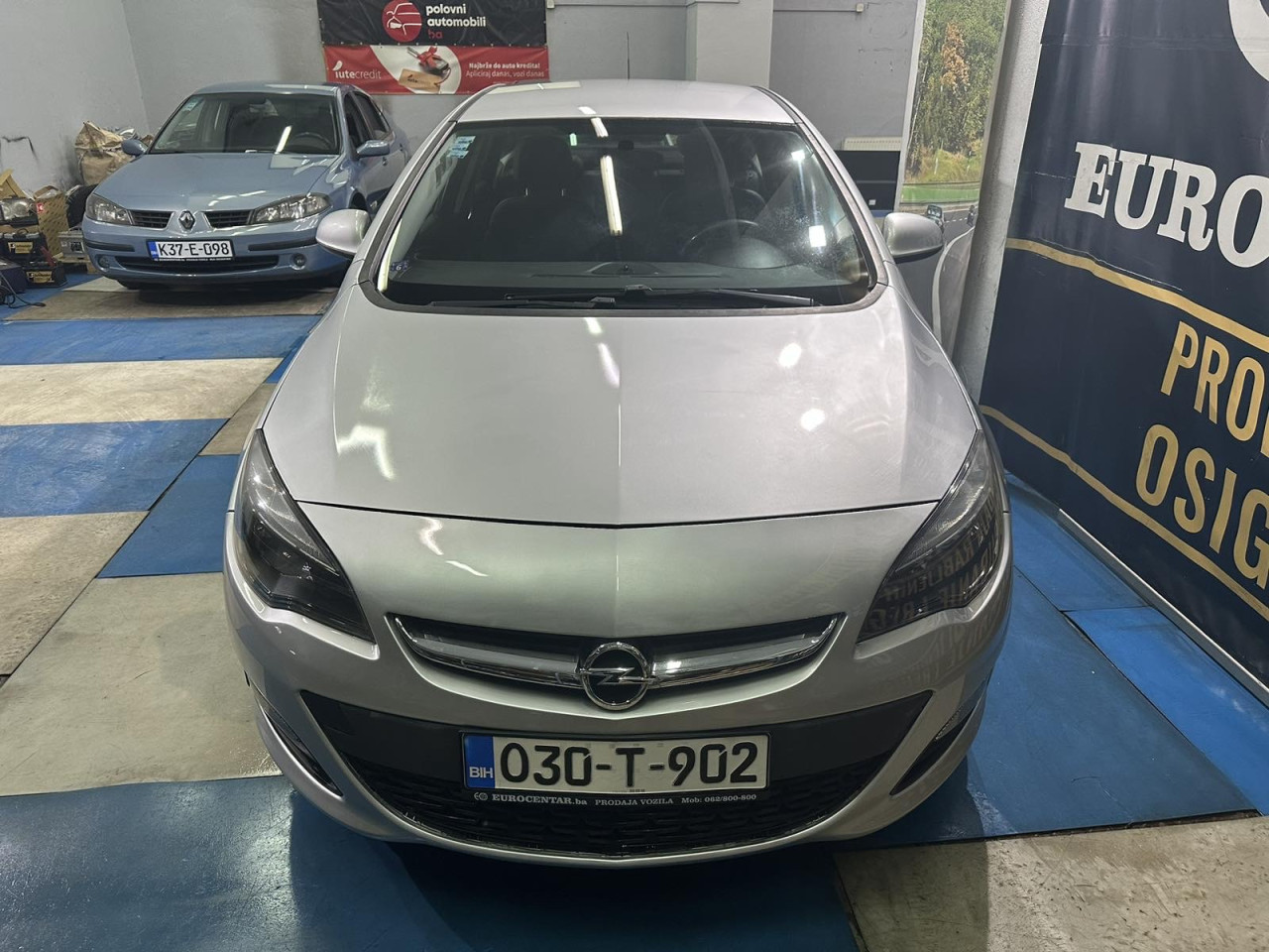 OPEL ASTRA J 1.6i, 2016 GODINA , 1 VLASNIK, REGISTROVAN