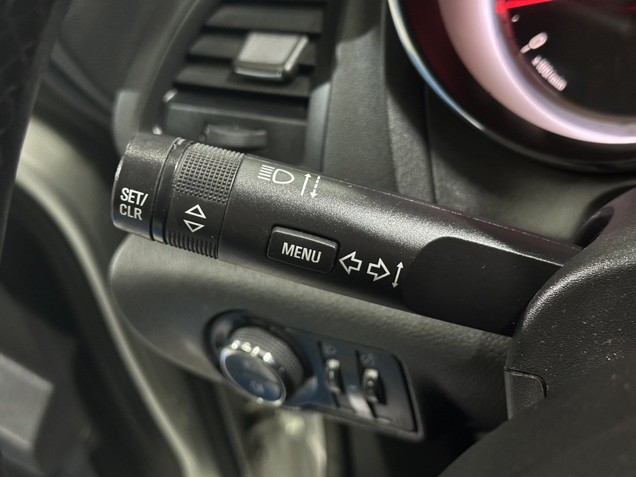 OPEL ASTRA J 1.6i, 2016 GODINA , 1 VLASNIK, REGISTROVAN