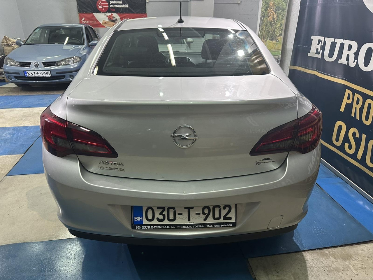 OPEL ASTRA J 1.6i, 2016 GODINA , 1 VLASNIK, REGISTROVAN