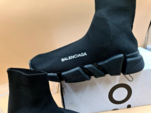 BALENCIAGA PATIKE