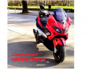 Gilera Nexus 250cc RED SR MAX 300 ie Aprilia Piaggio
