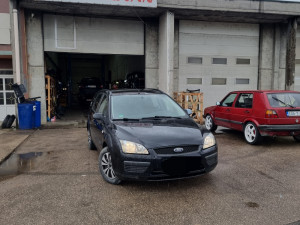 Ford focus fokus dijelovi Trivan