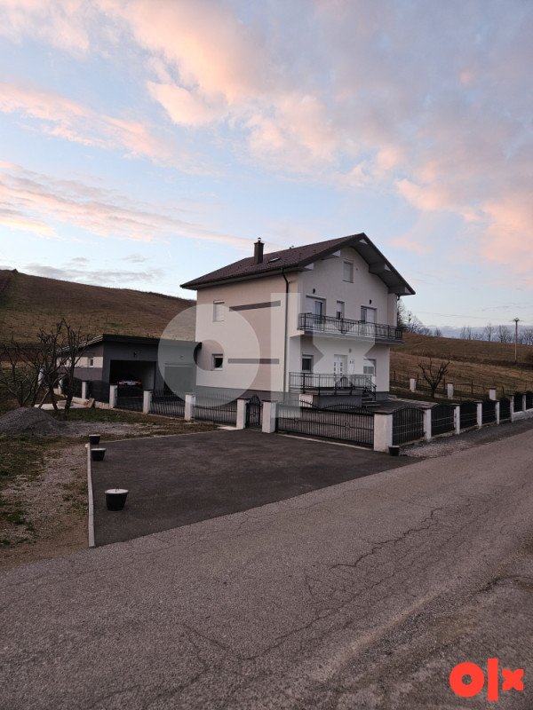 Kuča sa okučnicom 3