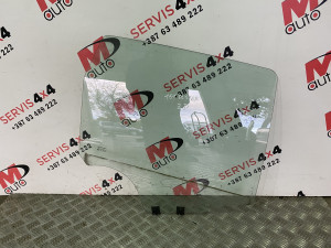 Staklo zadnje desno dacia duster 2017