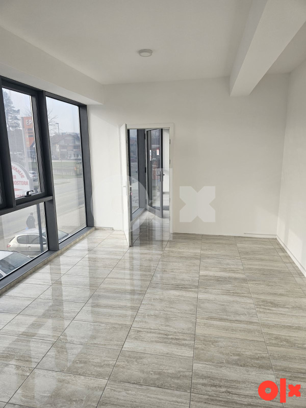 Poslovni prostor Jelah 21m2 3
