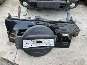 Gepek vrata Jeep Liberty 2006 (fotografija 3)