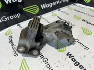 Nosac motora reno megan Renault Megane 2011 (fotografija 4)