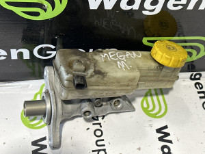 Glavni kočioni cilindar boca Renault Megane 2011