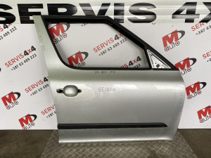 Vrata prednja desna skoda yeti 5L 8E/A7W
