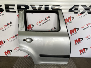 Vrata zadnja desna skoda yeti 5L 8E/A7W
