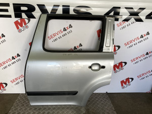 Vrata zadnja lijeva skoda yeti 5L 8E/A7W