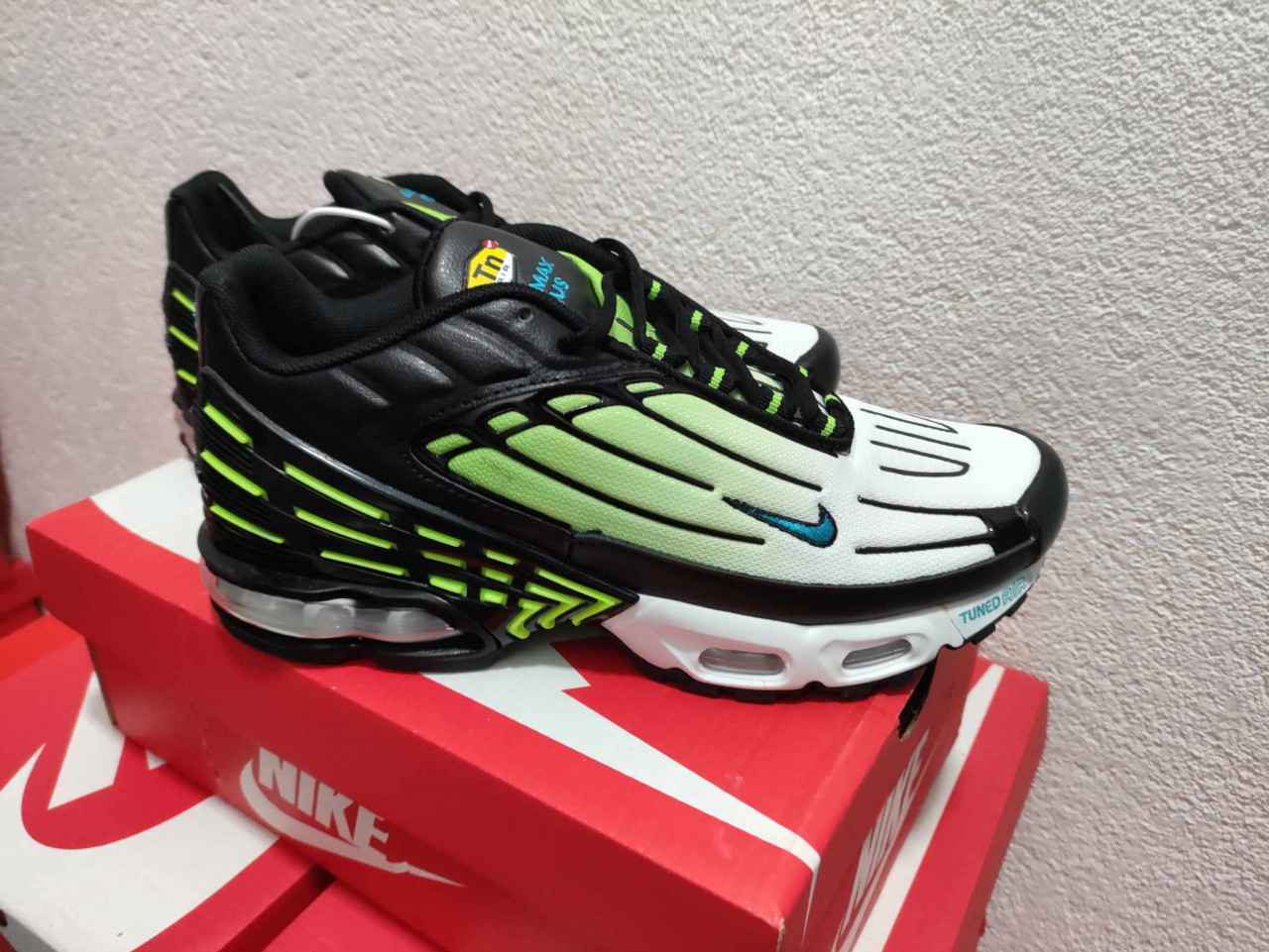 air max plus 3 ghost green