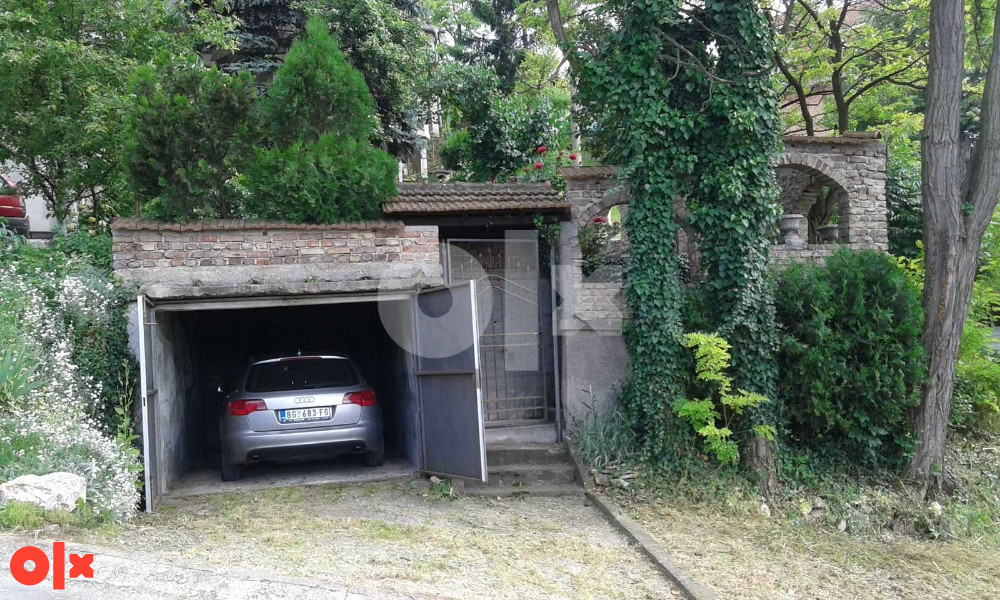 Kuća  - Novo Sarajevo 300 m i  basta 700m iznad OHR 8