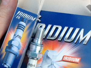 Svjecica NGK CR9EHIX-9 Iridium Honda Suzuki Yamaha Kawasaki Novo