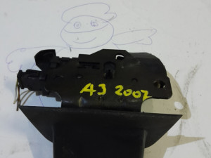 ZABRAVAK  GEPEKA AUDI A3 2007 god.