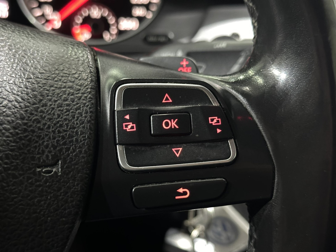 VW PASSAT 1.6 TDI KARAVAN,2013 GOD,ALU FELGE