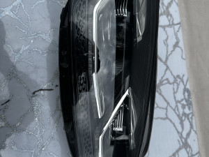 Volkswagen golf 7 gdt desni far 5G1941036