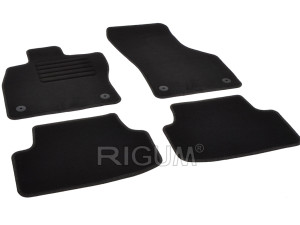 Patosnice Platnene Tipske VW Golf VIII 2020- (RIGUM)